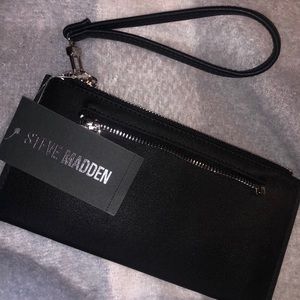 Steve Madden Wristlet